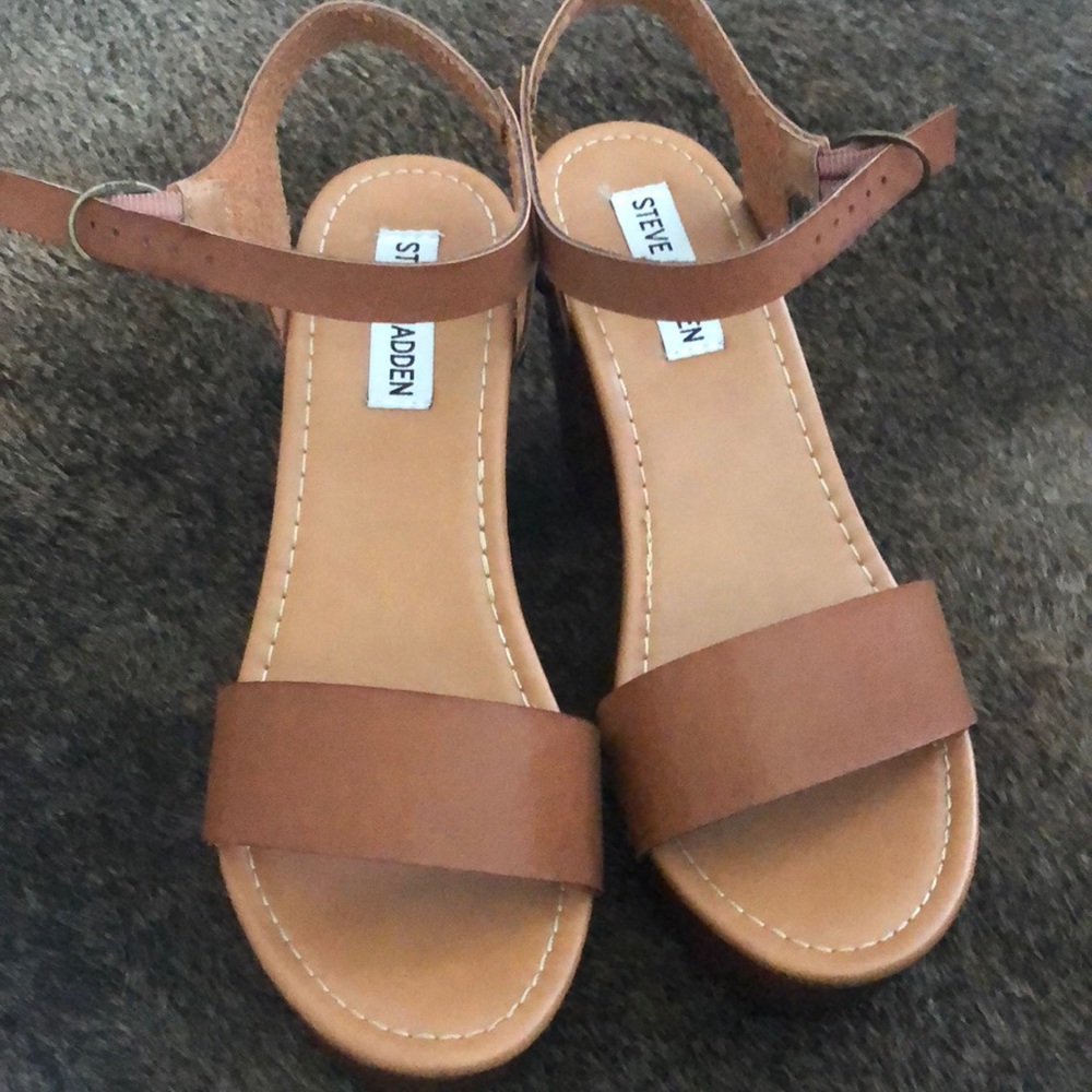 Brand new Steve Madden shoes